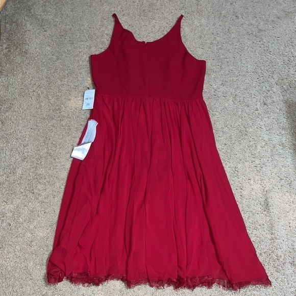 Dress The Population Alicia Chiffon Lace Fit & Flare Midi Dress Garnet M - Picture 8 of 12